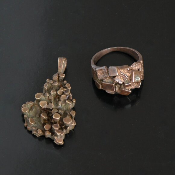 Vtg Mid Century Modernist Brutalist Bronze Nugget Necklace Pendant & Copper Ring - Picture 2 of 5